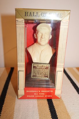 HALL OF FAME MICKEY MANTLE COLLECTOR SERIES BUST