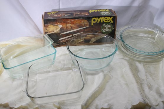 Lot Of Pyrex Bakeware #37