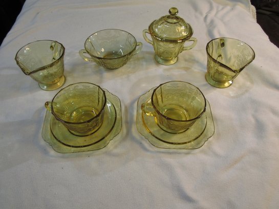 Vintage Yellow Glass Tea Cups & Saucers 16 Settings #65