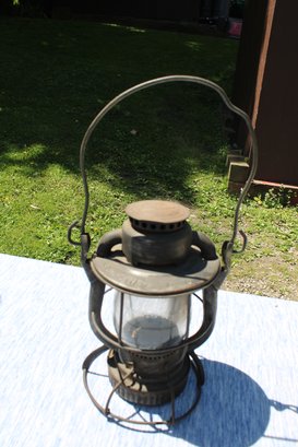 Dietz Vesta NY, N.h & H Railroad Lantern
