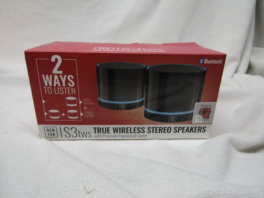 Gentek S3 2pk. True Wireless Bluetooth Stereo Speakers With Charging Wire