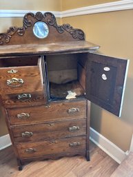 Vintage Highboy Dresser 52'h X 32'w