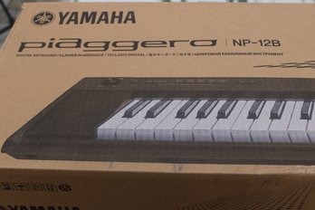 YAMAHA PIAGGERO KEYBOARD