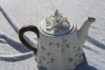 DECORATIVE TEAPOT