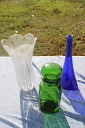 COLLECTION OF GLASS VASES