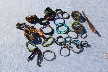 ASSORTMENT OF BRACELETS