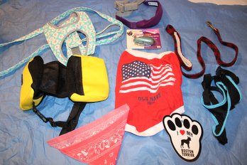 ASSORTMENT OF DOG LEASHES AND HARNESSES