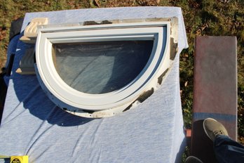 Crescent Half Moon Window & Molding