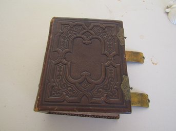 ANTIQUE LEATHER & BRASS PHOTO ALBUM - NO PHOTOS