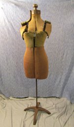 ANTIQUE ADJUSTABLE DRESS FORM MANNEQUIN