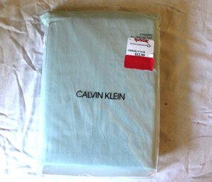 NEW CALVIN KLEIN STANDARD PILLOWCASES