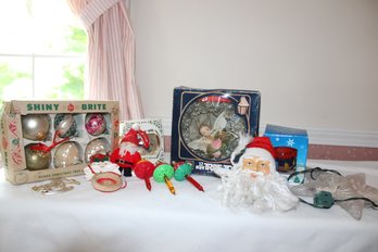 ASSORTMENT OF CHRISTMAS DECORATIONS, GLASS ORNAMENTS ETC..