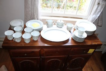 Noritake 'savannah' China - Serving For 8 Not Complets