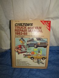 CHILTONS TRUCK AND REPAIR MANUAL 1982-88