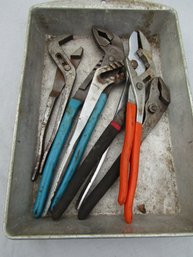 ADJUSTABLE WRENCH LOT