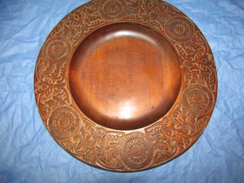 VINTAGE WOOD CARVED PLATE DISH