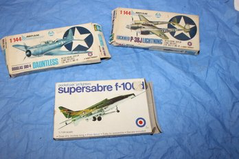 3 SMALL MODEL AIRPLANE KITS - ALL INCOMPLETE