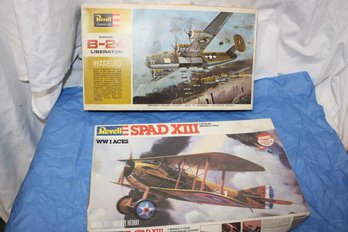 2 REVELL AIRPLANE MODEL KITS