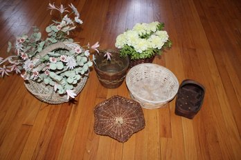 COLLECTION OF WICKER BASKETS