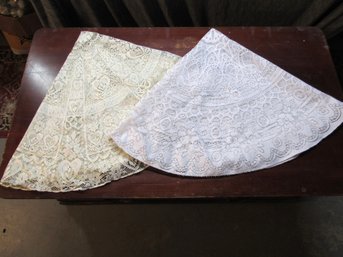 VINTAGE CREWEL OVAL TABLE CLOTHS COVERS