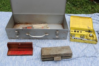 METAL TOOL BOX FLARING TOOL LOT