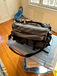 TAMRAC CAMERA BAG