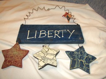 LIBERTY WALL HANGING PLAQUE