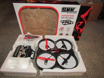 SKY KING QUADCOPTER DRONE WITH VIDEO CAMERA