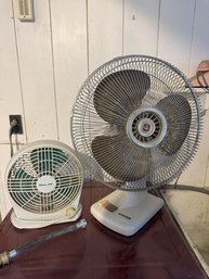 2 Table Fans