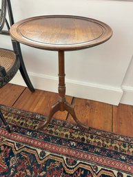 Round Top Wooden Table 25' X 16'