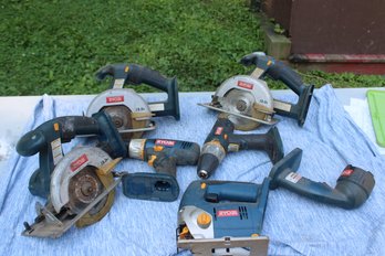 ASSORMENT OF RYOBI BATTERY OPERATED POWER TOOL DRILLS SAWS