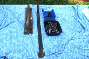 NAIL PULLER & SOCKET LOT