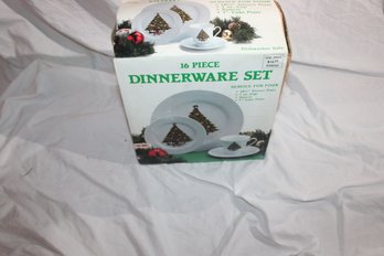 Christmas Dinnerware Set