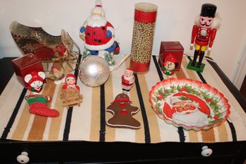 CHRISTMAS DECOR LOT