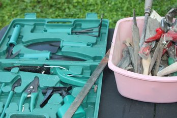 Hand & Garden Tool Lot