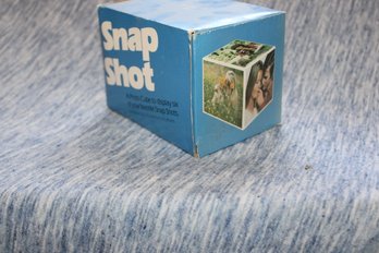 SNAP SHOT PICTURE CUBE