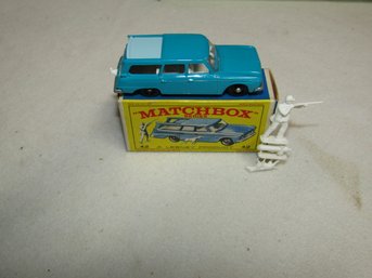 MATCHBOX LESNEY NO 42 STUDEBAKER LARK WAGONAIRE