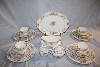 Federal Syracuse China Service For 4  Platter Gravy Bowl Cream Sugar & Extra Plates