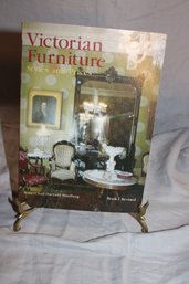 Victorian Furniture Softcover By Robert & Harriet Swedberg