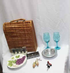 WINE BASKET & WINE ACCESSORIES