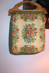 VINTAGE TAPESTRY HANDBAG PURSE