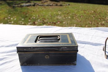 Metal Toleware Lock Box - No Key