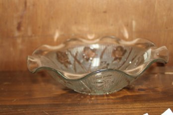 1920's Depression Glass Bowl Jeanette Co Iris & Herring Bone