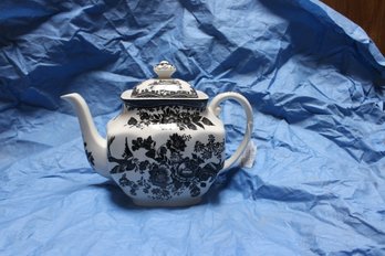 Johnson Bros Asiatic Pheasant Black & White Teapot