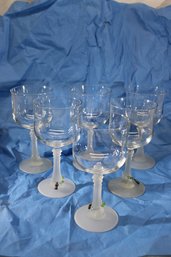 6 WINE GLASSES WITH FROSTED STEMS