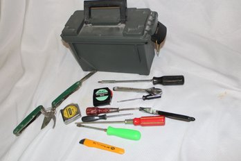 PLANO BOX AND SMALL HAND TOOLS