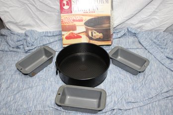 STAYFORM CAKE PAN & MINI BREAD PANS