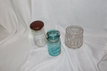 GLASS JAR LOT