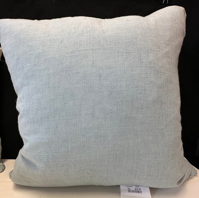 3 Decorative Throw Pillows #5905 | Auctionninja.com
