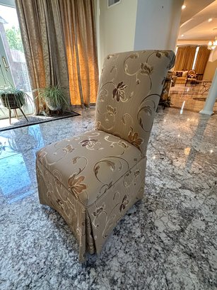 Designmaster Floral Upholstered Chair (fry)